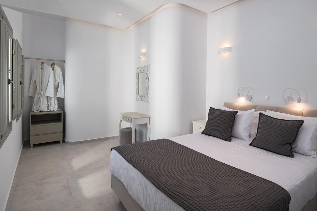 Altemar Suites Fira  Exterior photo