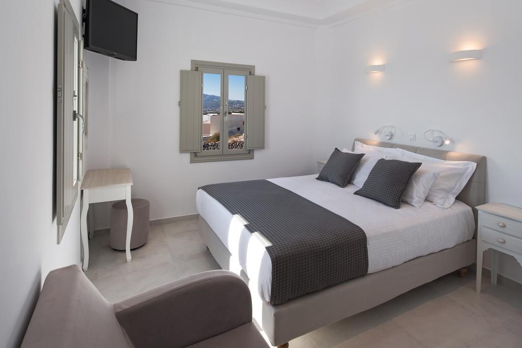 Altemar Suites Fira  Exterior photo